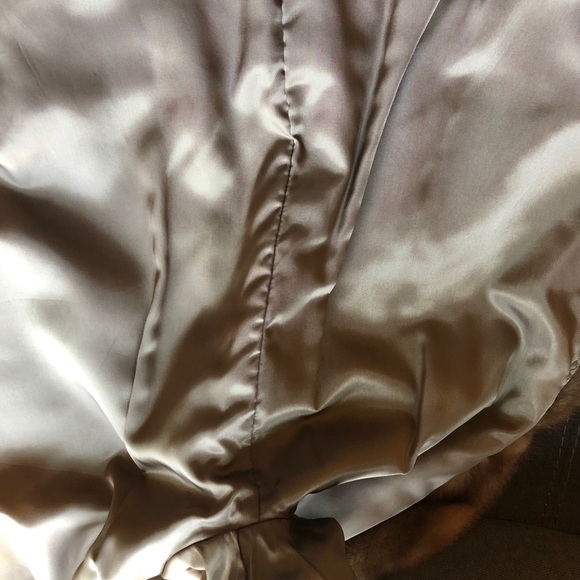 Ladies Mink Jacket - Picture 8 of 8